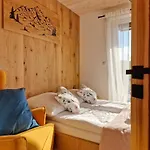 Villa Nad Zalew Dom Z Basenem Letnim, Jacuzzi I Sauna, Jezioro I Trasa Velo Czorsztyn W Poblizu Sromowce Wyzne
